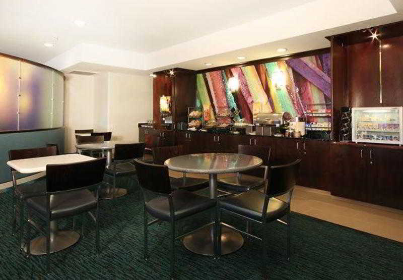 สปริงฮิลล์ สวีท ฟินิกซ์ แชนด์เลอร์ แฟชัน เซ็นเตอร์ Hotel ภายนอก รูปภาพ